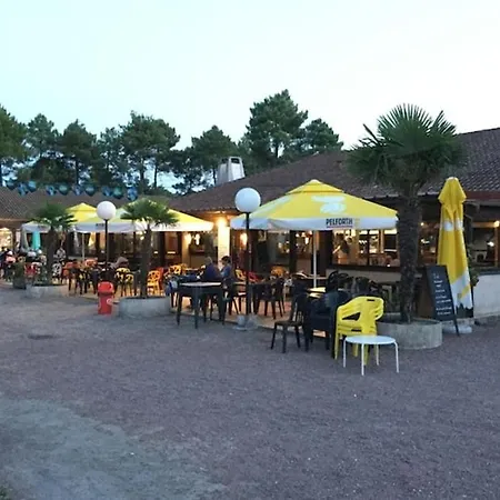 Agreable A Сasa de vacaciones Gujan-Mestras